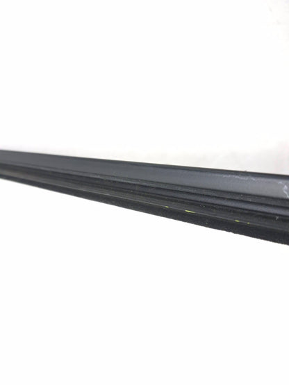 2011 Volkswagen Tiguan Front Door Weatherstrip Seal Passenger Side Rh 4pcs OEM