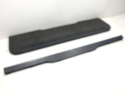 2007 Range Rover Trunk Lower Tailgate Trim Cover 2 Pcs OEM