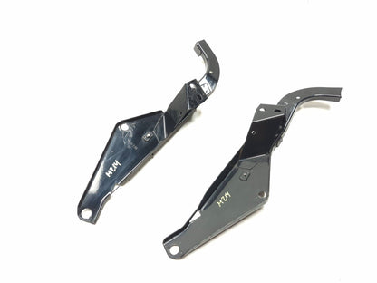 2004 Harley Davidson Touring Electra Glide Front Fairing Mount Bracket Pair OEM