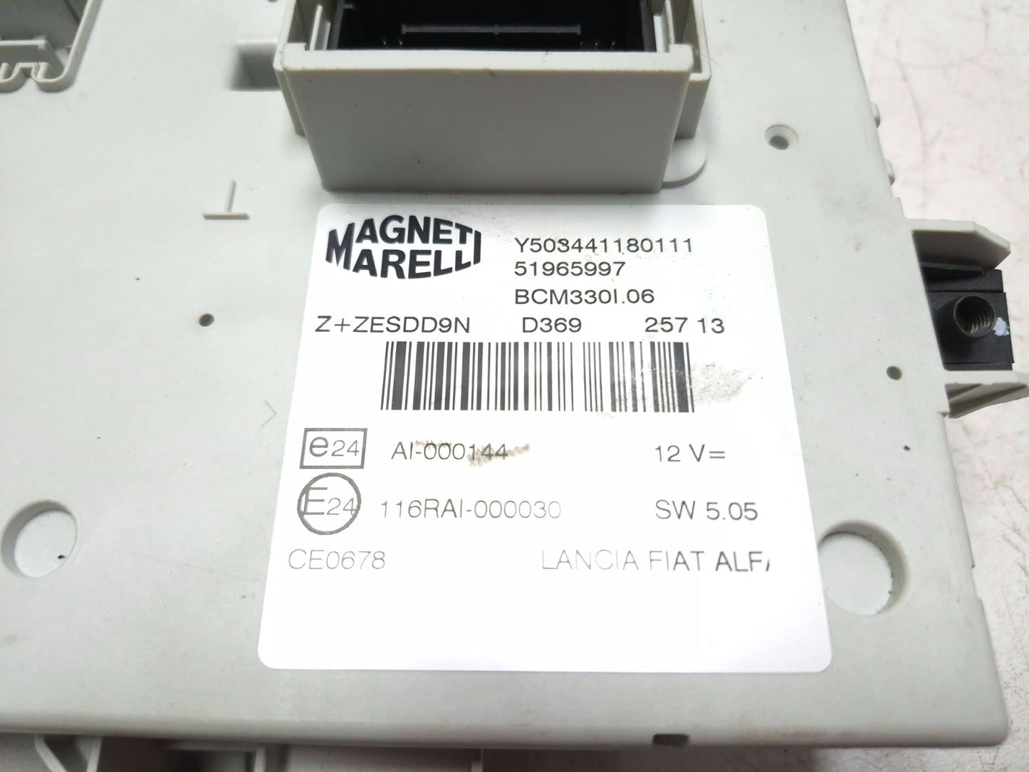 2014 Fiat 500l Body Control Module Fuse Box OEM
