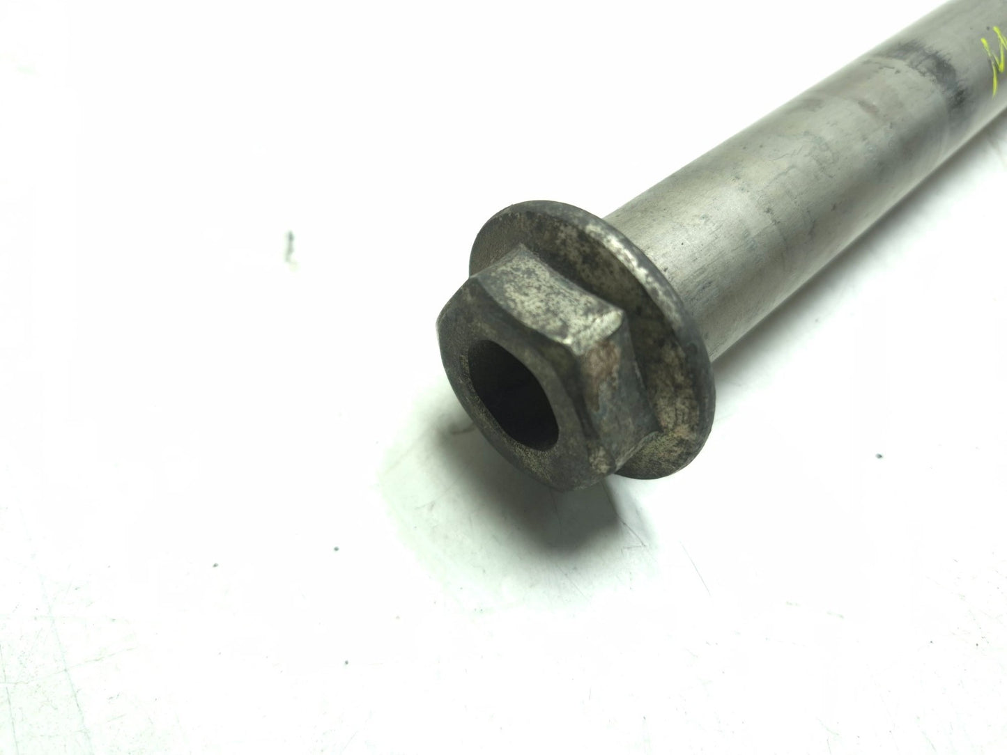 2008 Harley-davidson Dyna Fat Bob Fxdf  Rear Wheel Axle OEM