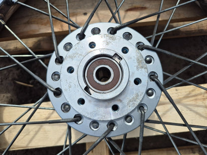 2006 Suzuki Gz250 Wheel Rim W/ Tire Front & Rear Pair R 16 R 15 OEM