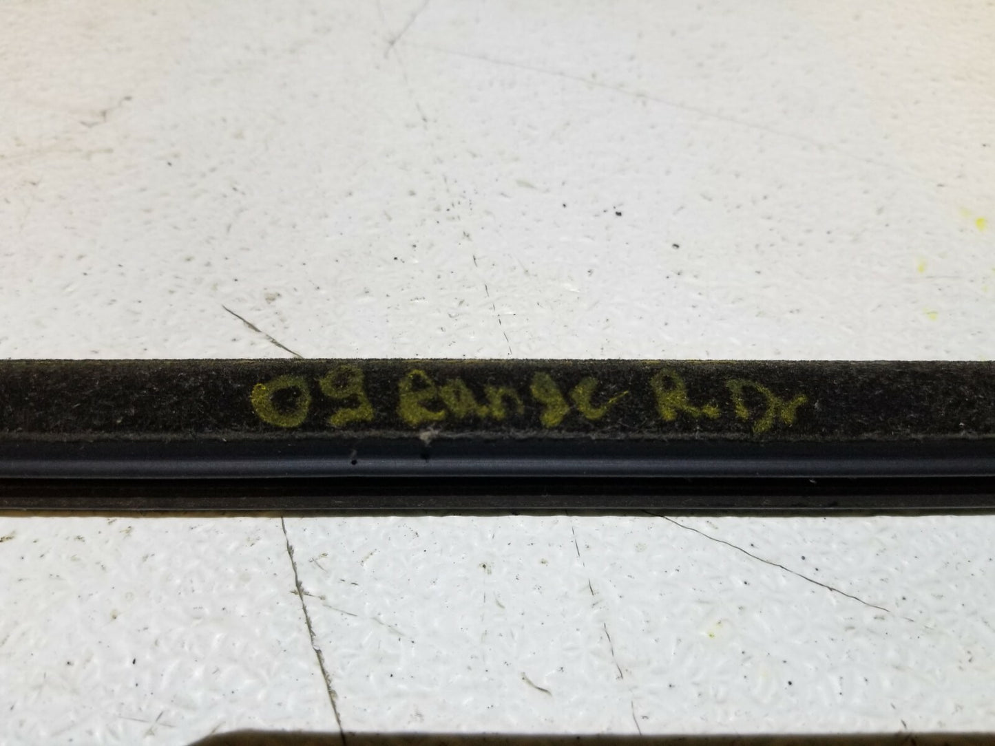 2009 Range Rover Sport Rear Door Window Belt Seal Molding Left Driver Side OEM
