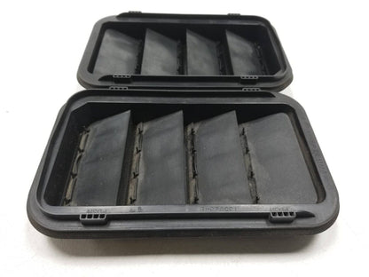 13 14 15 16 GMC Acadia Cab Pressure Vent 2pcs 13502349 OEM