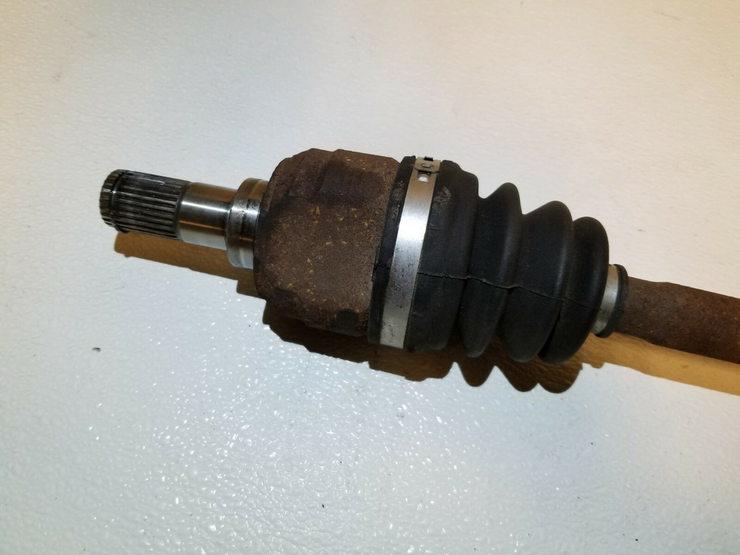 2014 Hyundai Veloster Axle Shaft Front Passenger Side Right OEM