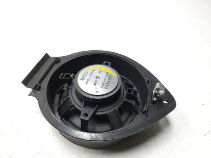 2010 - 2014 Chevrolet Suburban Door Speaker Front & Rear OEM