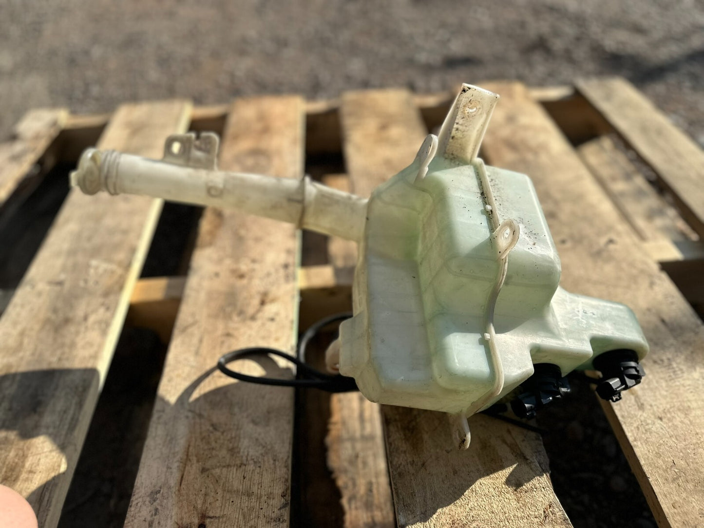 2009 Mazda Cx-7 Windshield Washer Tank Reservoir OEM
