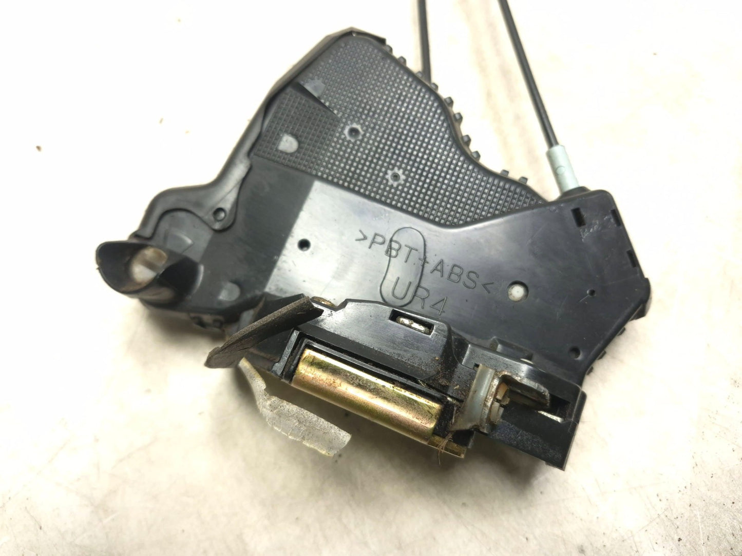 2007 Toyota Corolla Door Lock Actuator Front Passenger Side Right 6903002130 OEM