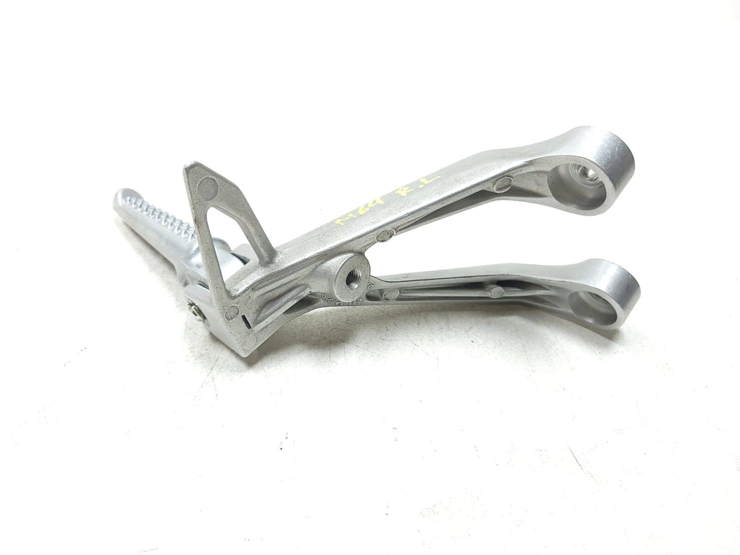19-25 Honda Cbf300 Cb300 Rear Foot Peg Left Side OEM 264 Miles!