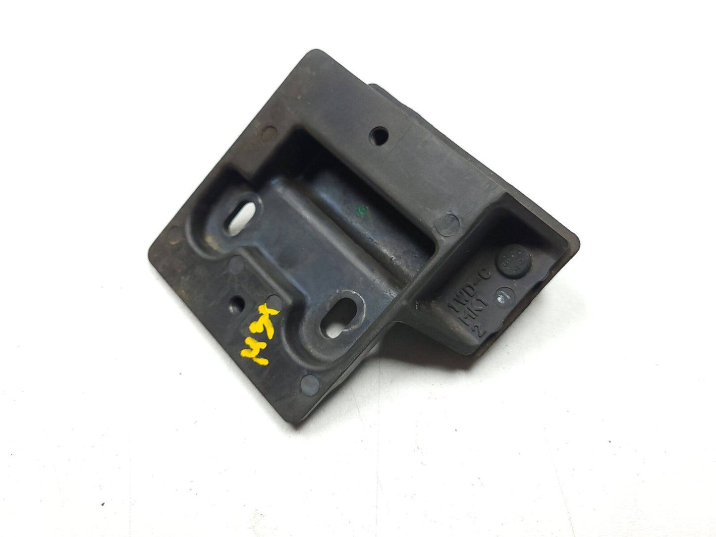 2015 - 2024 Yamaha Yzf-r3 Yzfr3 Voltage Regulator Mount Bracket Heat Sink OEM