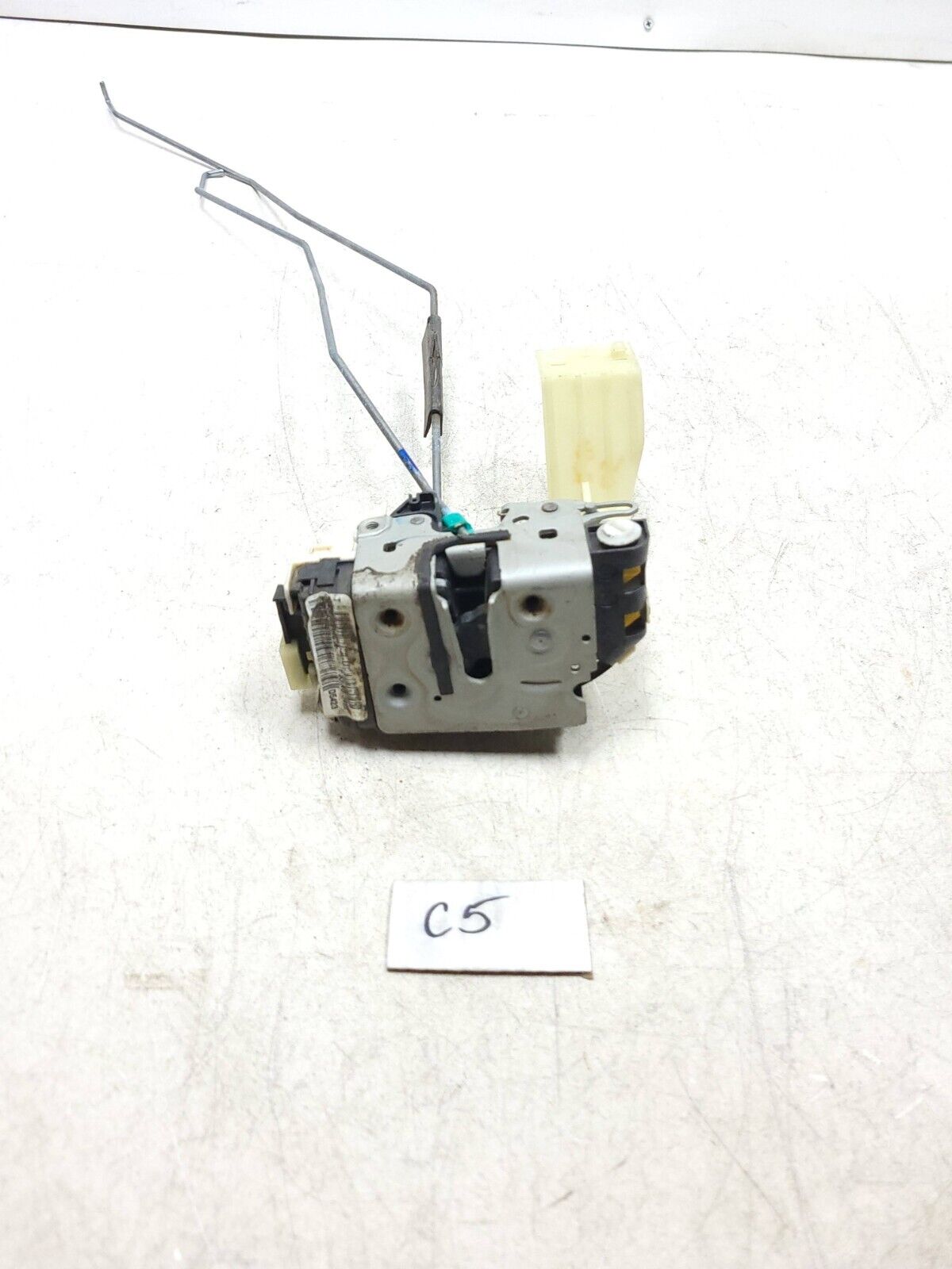 2007-2012 Dodge Caliber Door Lock Actuaror Rear Driver Side Left OEM