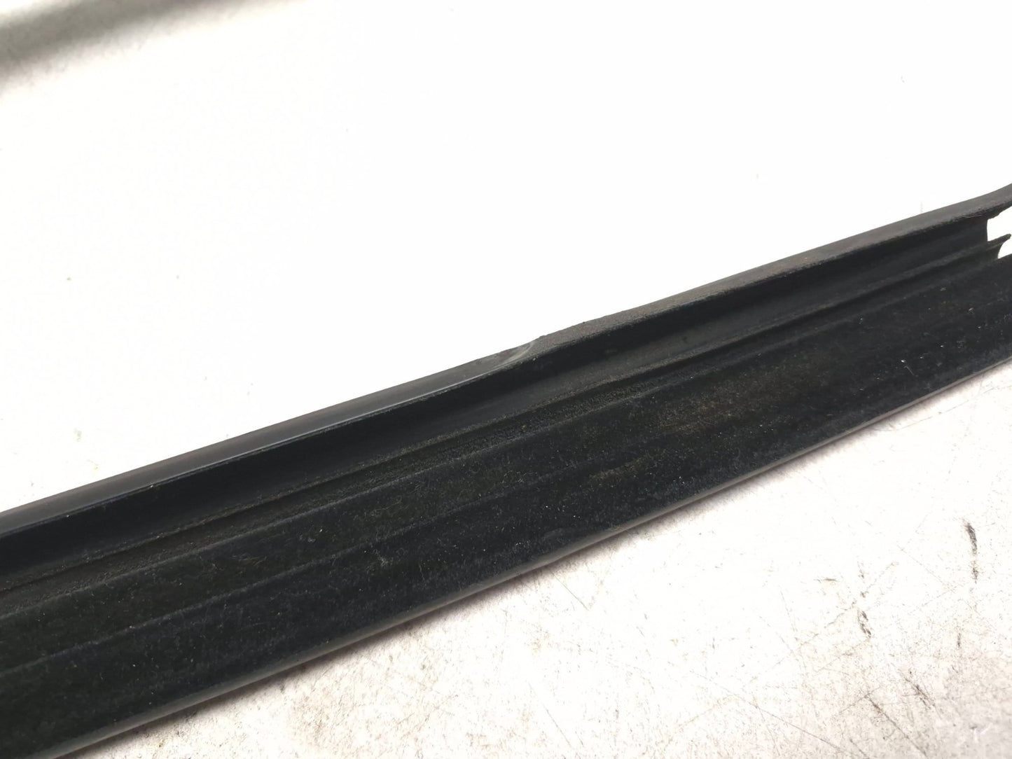 2014 Volkswagen Golf GTI Front Driver Side Door Window Sealing OEM