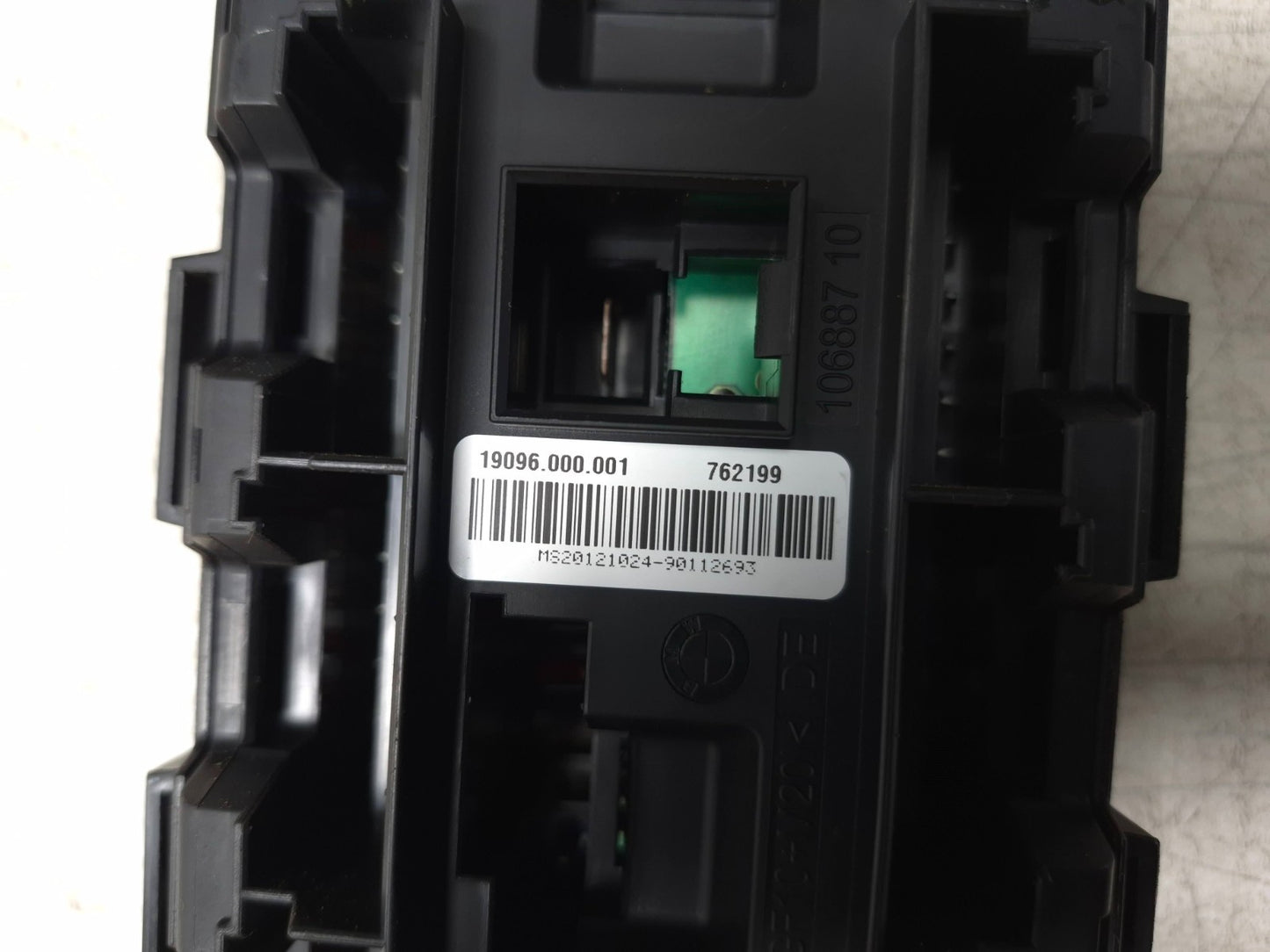 2013 BMW 328i F30 Dash Fuse Relay Junction Box OEM