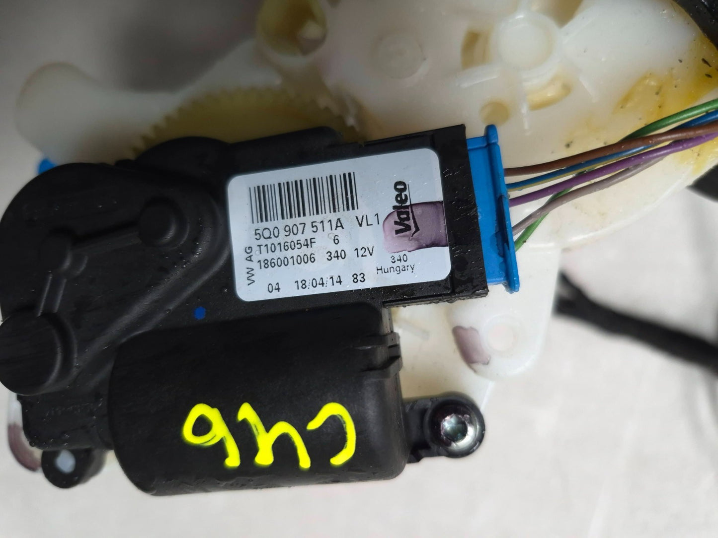 2015 Volkswagen Golf HVAC Flap Motor Door Actuator & Wiring Harness  OEM