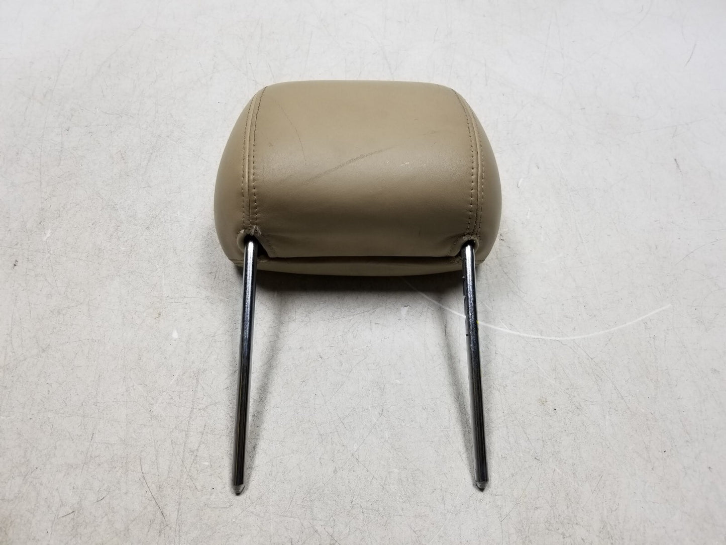 2006 - 2009 Cadillac Srx Seat Headrest Front Passenger Side Right OEM