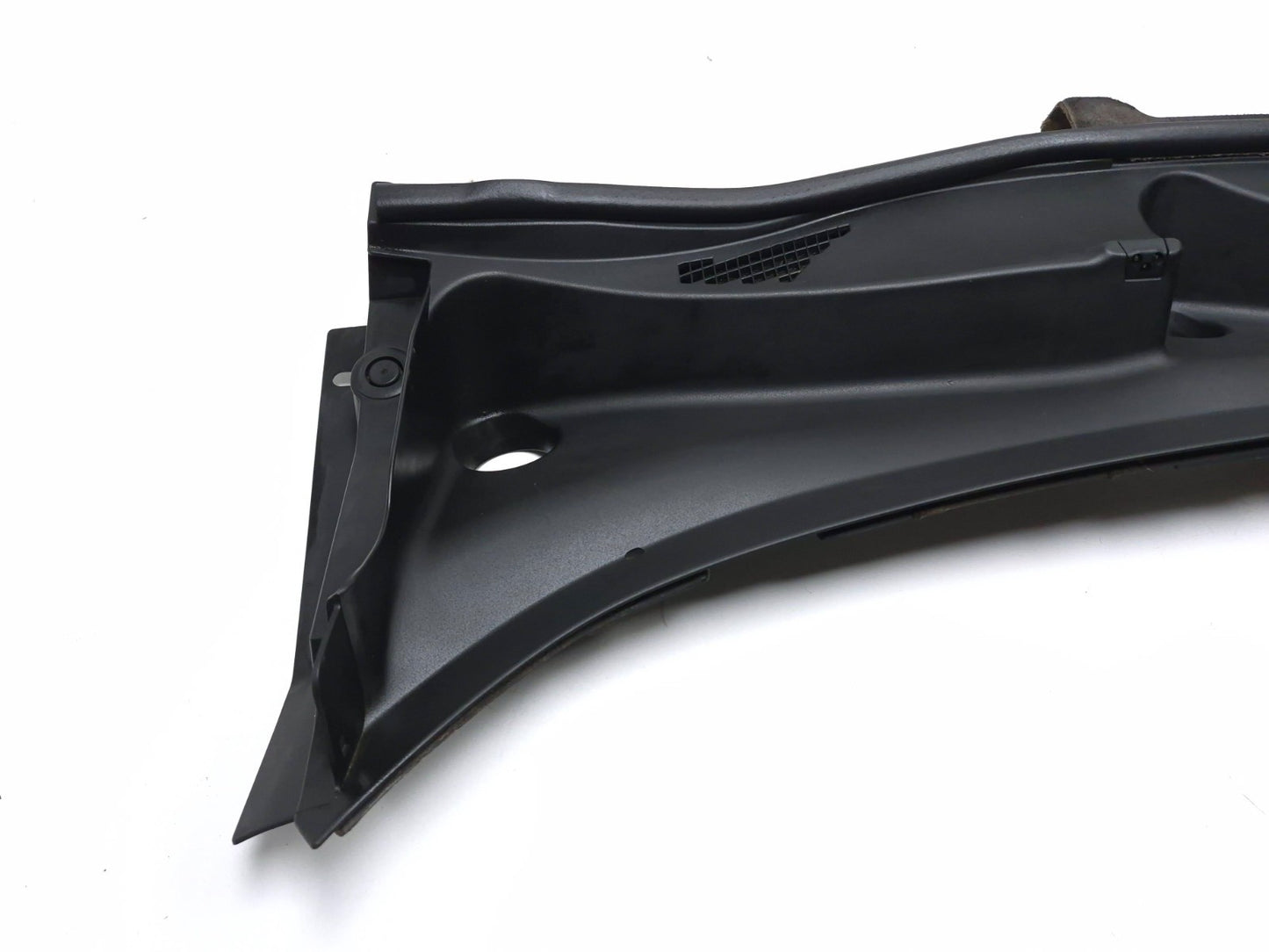 2011 Nissan Juke Windshield Wiper Motor Cover Cowl OEM