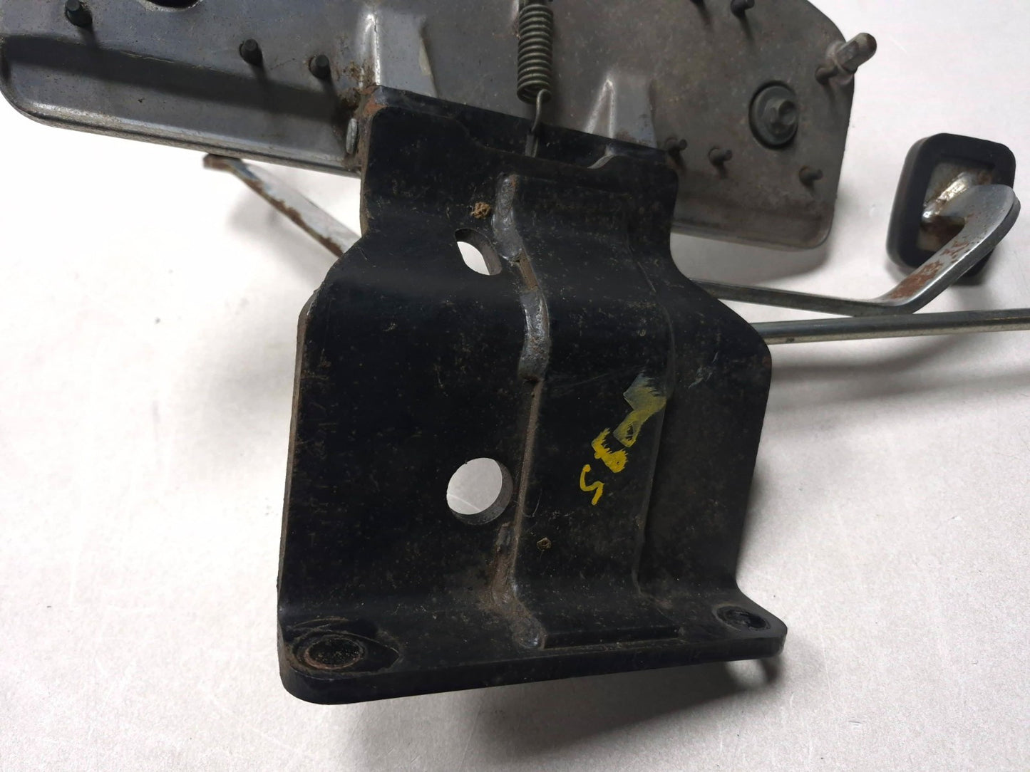 1999 Suzuki Intruder 1500 Left Floorboard & Gear Shift Assy OEM