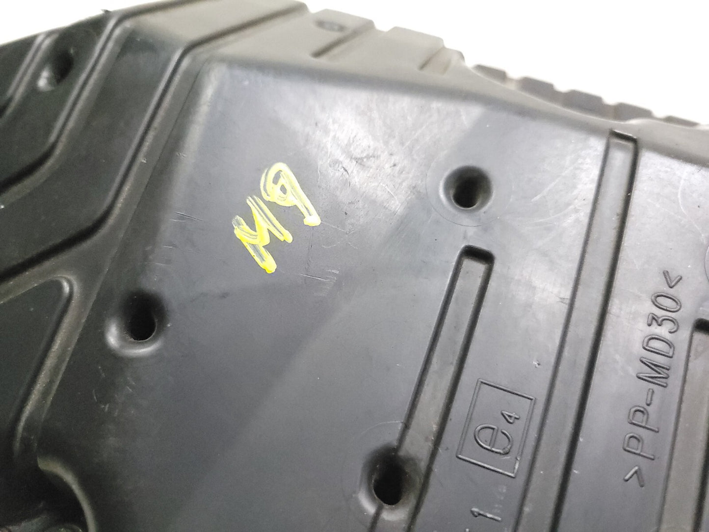 04 05 Honda Cbr 1000rr Air Filter Housing Box OEM 12k Miles