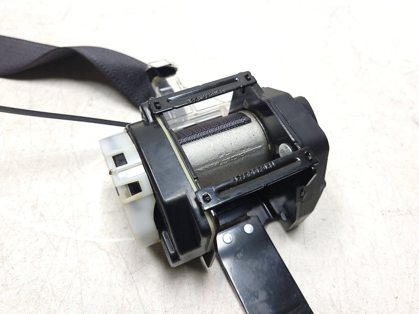09-10 Lincoln MKT Front Seat Belt Driver Side Left OEM