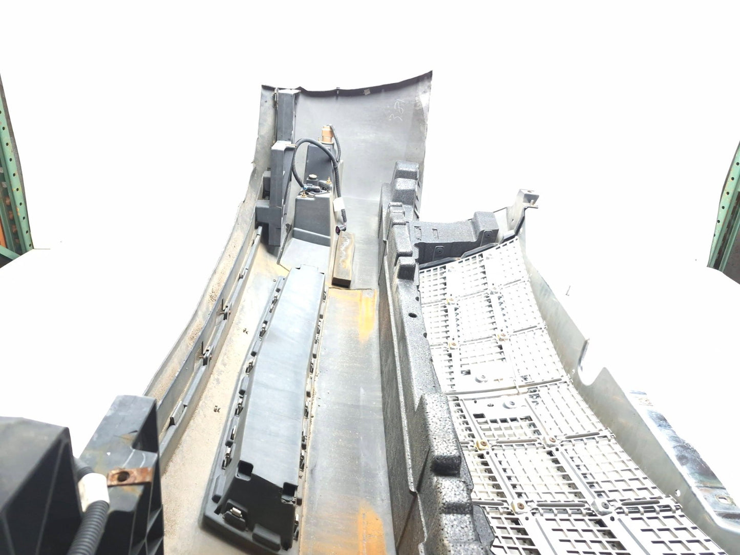 2013 Cadillac Escalade Esv Front Bumper Cover Local Pickup Only OEM