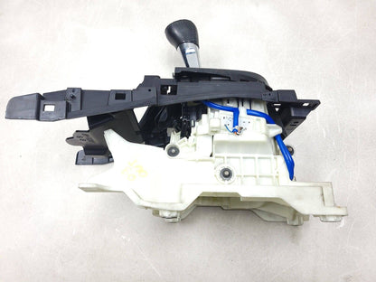 2007-2010 Mitsubishi Outlander Automatic Transmission Gear Shifter  OEM