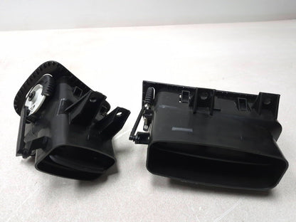 2007 Saab 9-5 Front Passenger Air Nozzle Grille 2 Pcs OEM