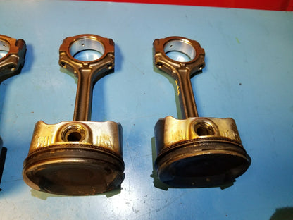 2014 Nissan Rogue 2.5l Piston W/ Connecting Rod 4pcs OEM