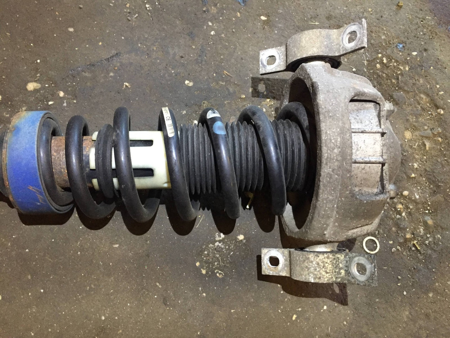 04 05 06 Porsche Cayenne Shock Strut Absorberrear Left Driver Side OEM