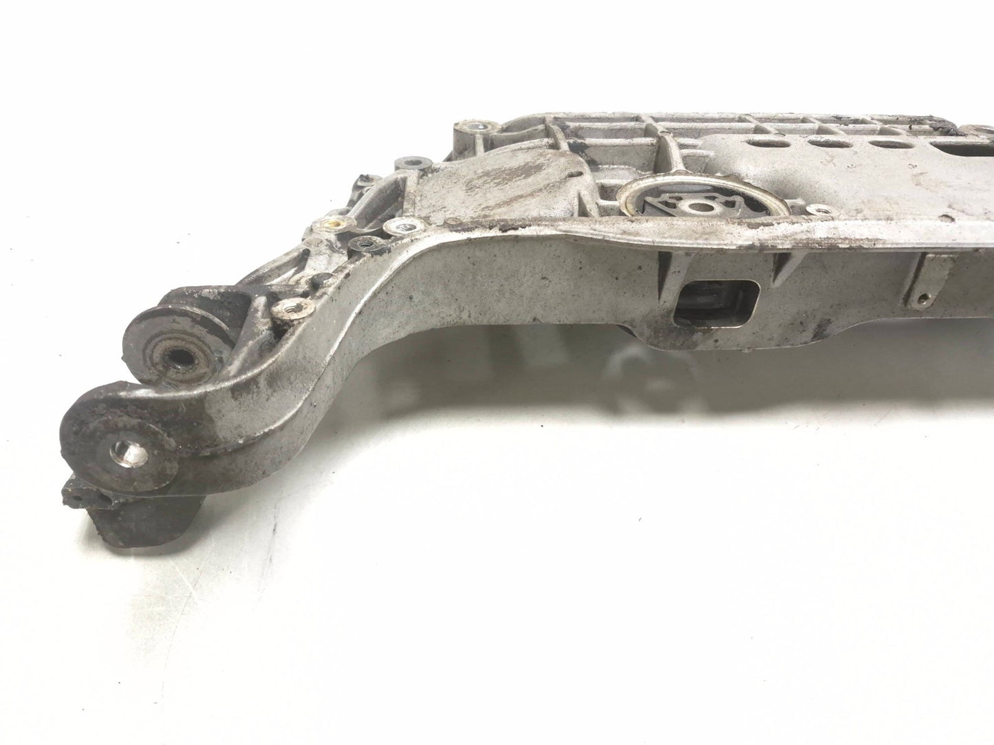 2011 Volkswagen Tiguan 2.0l Front Subframe Crossmember OEM