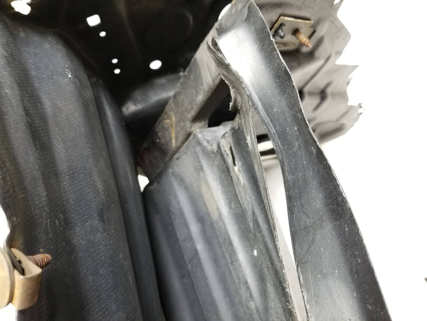 11-17 Lexus CT200h Front Fender Liner Splash Passenger Side Right OEM