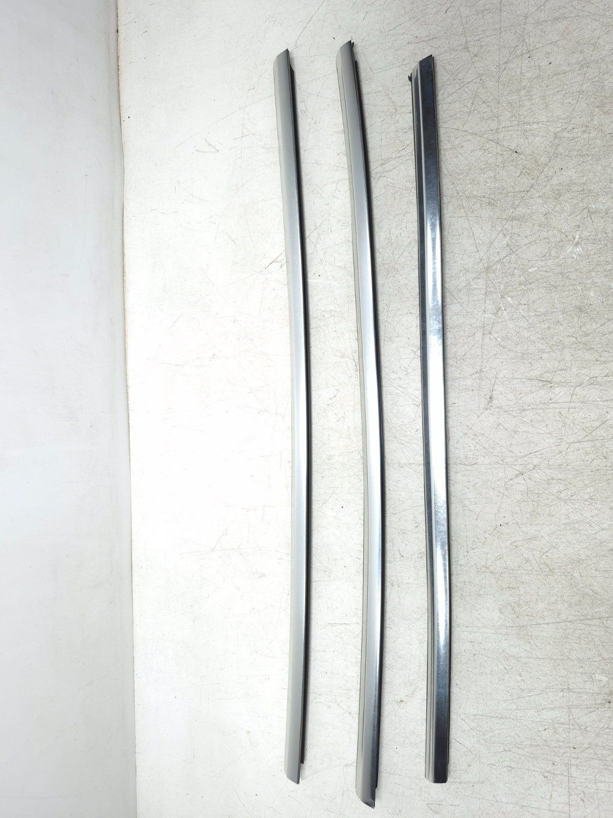 2019 Tesla Model 3 Door Window Belt Seal Molding 3 Pcs OEM