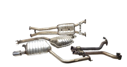 09-12 Hyundai Genesis Exhaust Resonator Muffler Tail System 4.6l OEM Sedan