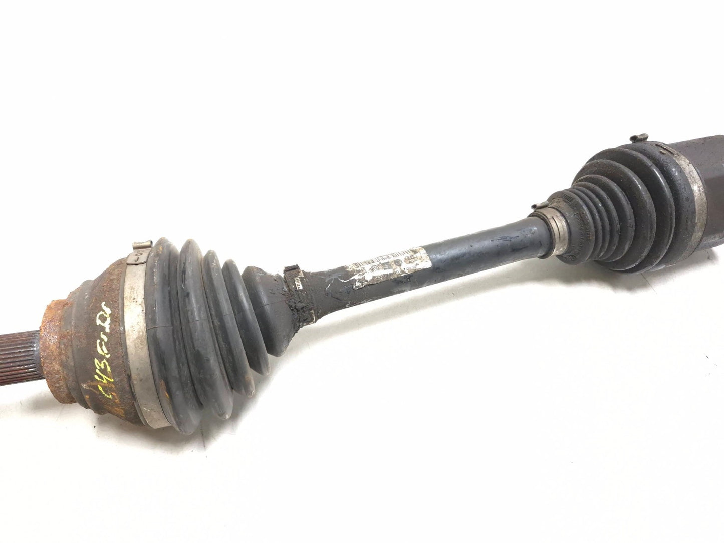 2011 Volkswagen Tiguan Front Wheel Axle Drive Shaft Left Driver Side OEM