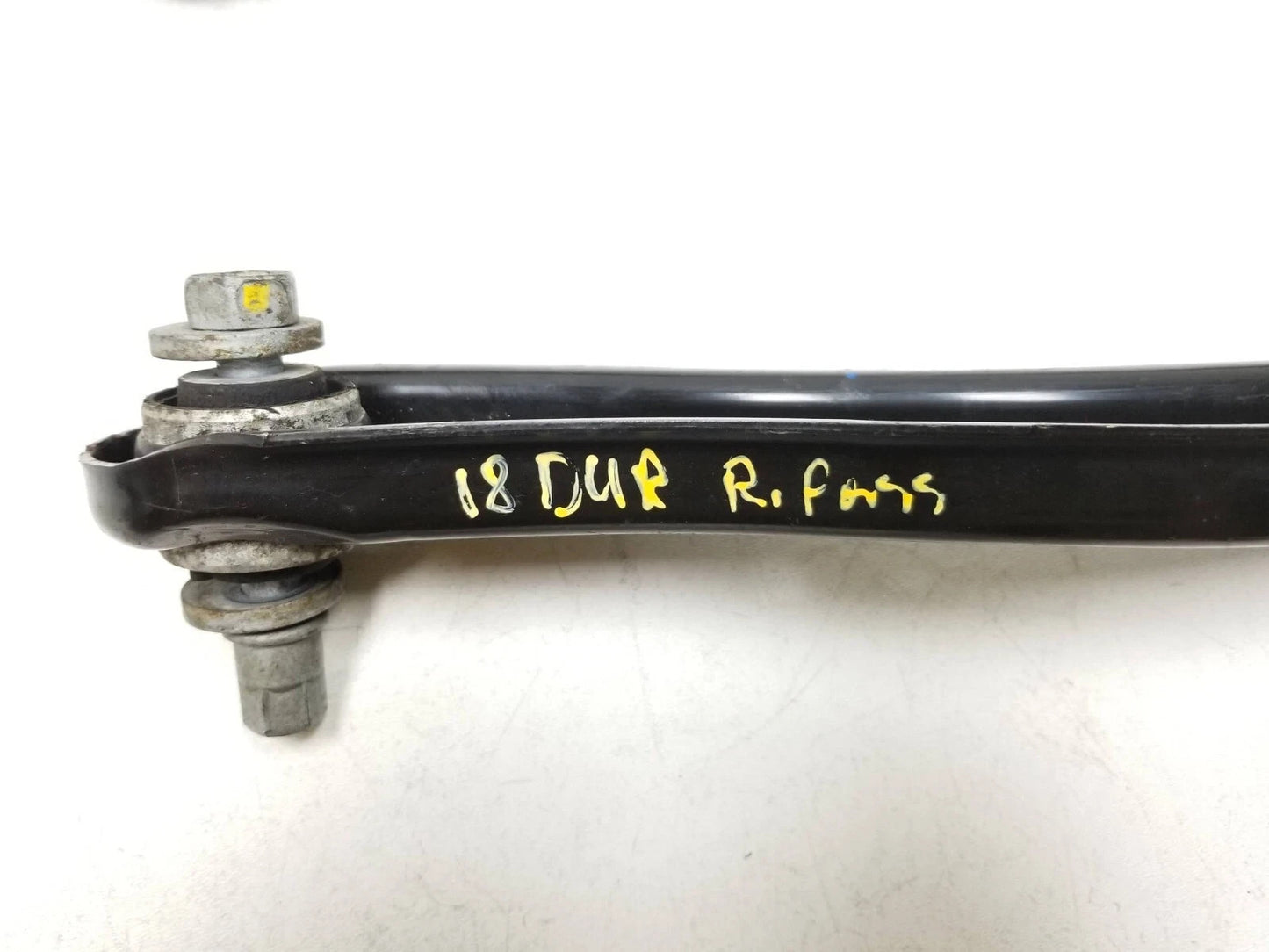 2016 Dodge Durango Rear Control Arm Passenger Side Right 2pcs OEM