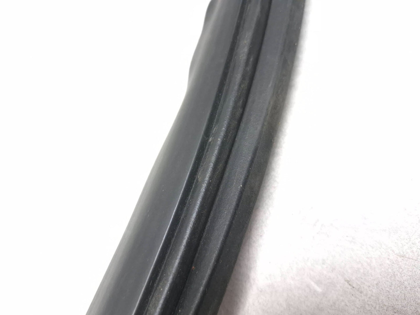2008 Lincoln Navigator Rear Door & Window Weatherstrip Seal Passenger Side OEM