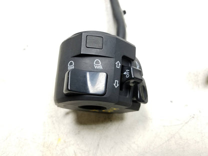 20 - 24 Benelli 302s Handlebar Left Turn Signal Switch Control OEM 1609 Miles