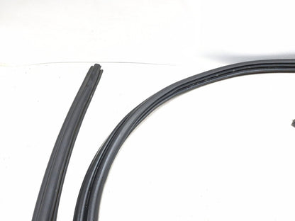 2013 Dodge Grand Caravan Trunk Weatherstrip Seal Oem✅