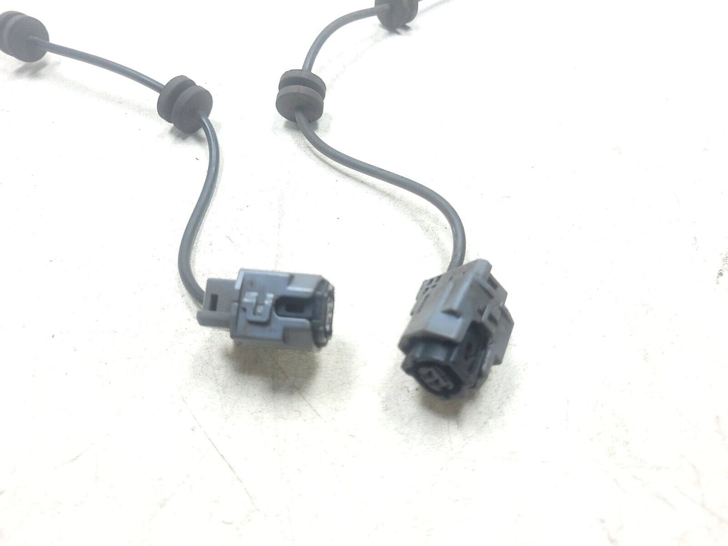 08 - 15 Scion Xb ABS Speed Sensor Wire Harness Rear Driver & Pass Side Pair OEM