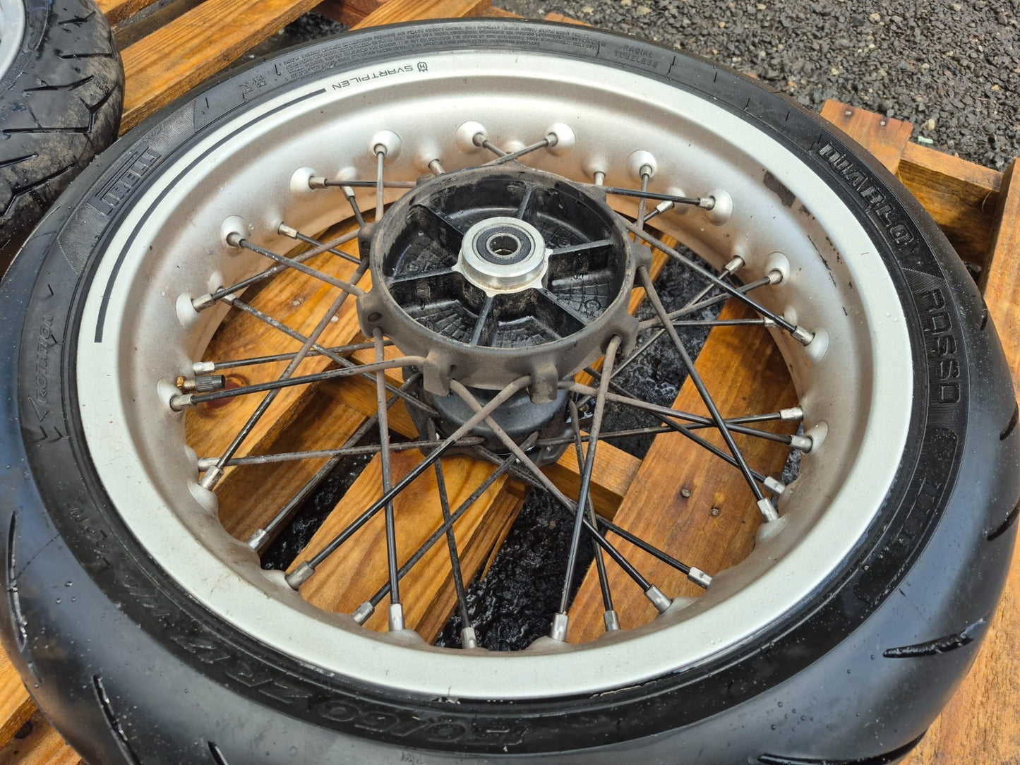 2018 Husqvarna Svartpilen 401 Wheel Rim W/tire Front & Rear Pair OEM