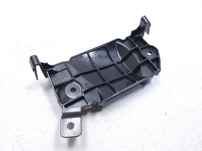12 13 14 15 16 17 Audi A7 Seat Belt Guide Front Right Passenger OEM