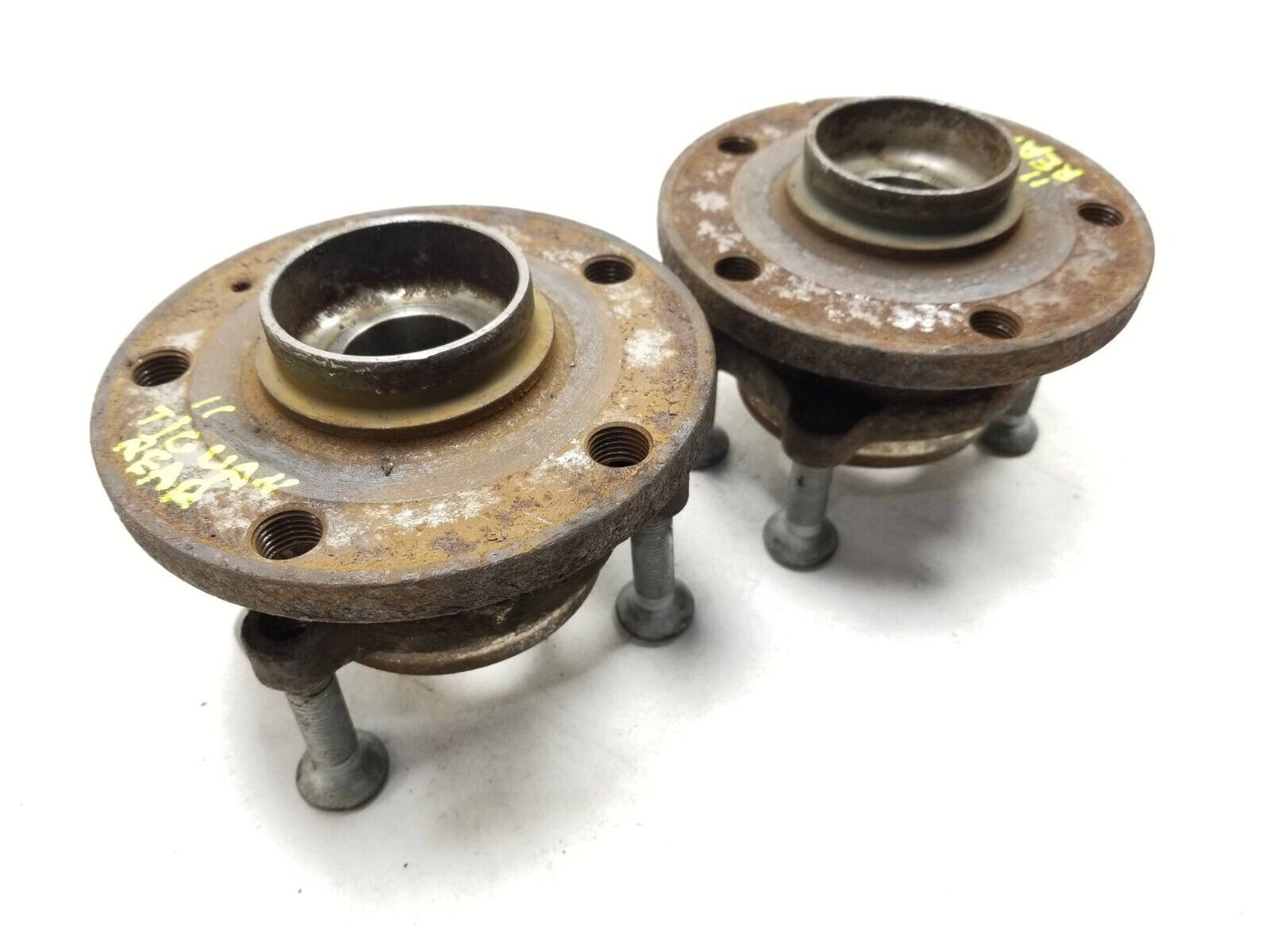 2009 - 2017 Volkswagen Tiguan Wheel Hub Bearing Left & Right OEM