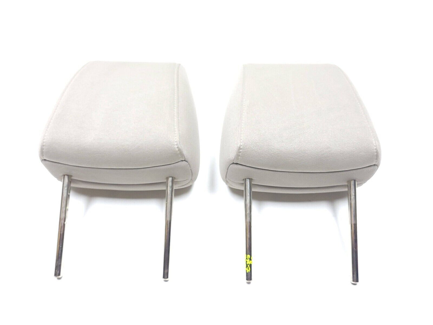 2007 - 2009 Mazda Cx-7 Headrest Front Seat Pair OEM