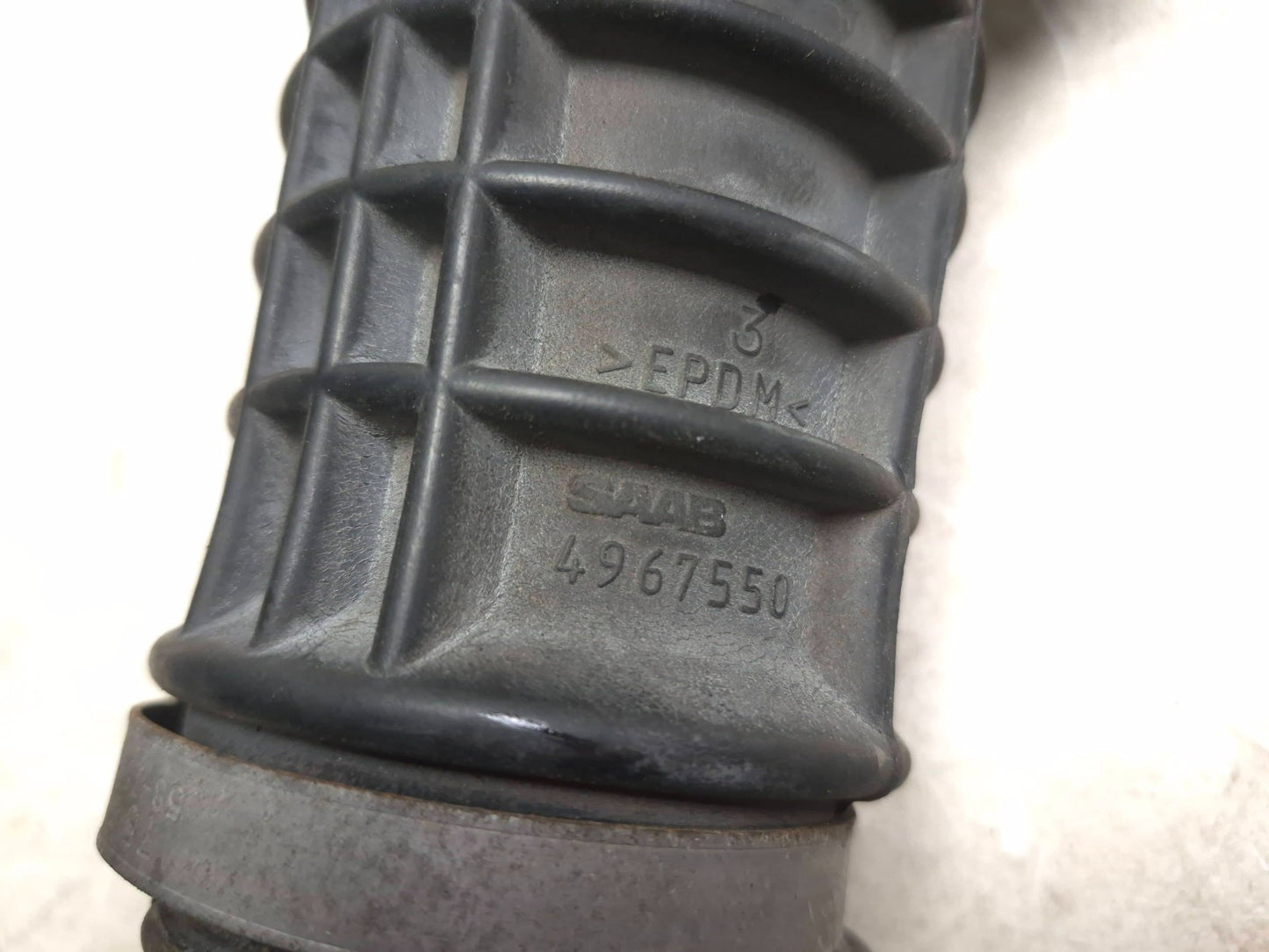 2007 Saab 9-5 Aero Mass Air Flow Sensor W/ Air Intake Hose OEM
