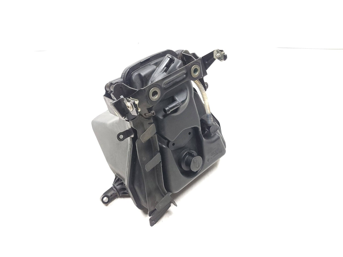 05-08 BMW K1200r K1200 Oil Tank  7674843-10 OEM