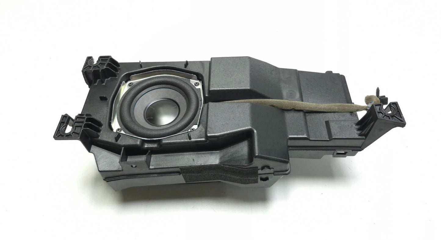 2013 Cadillac Escalade Esv Bose Subwoofer OEM