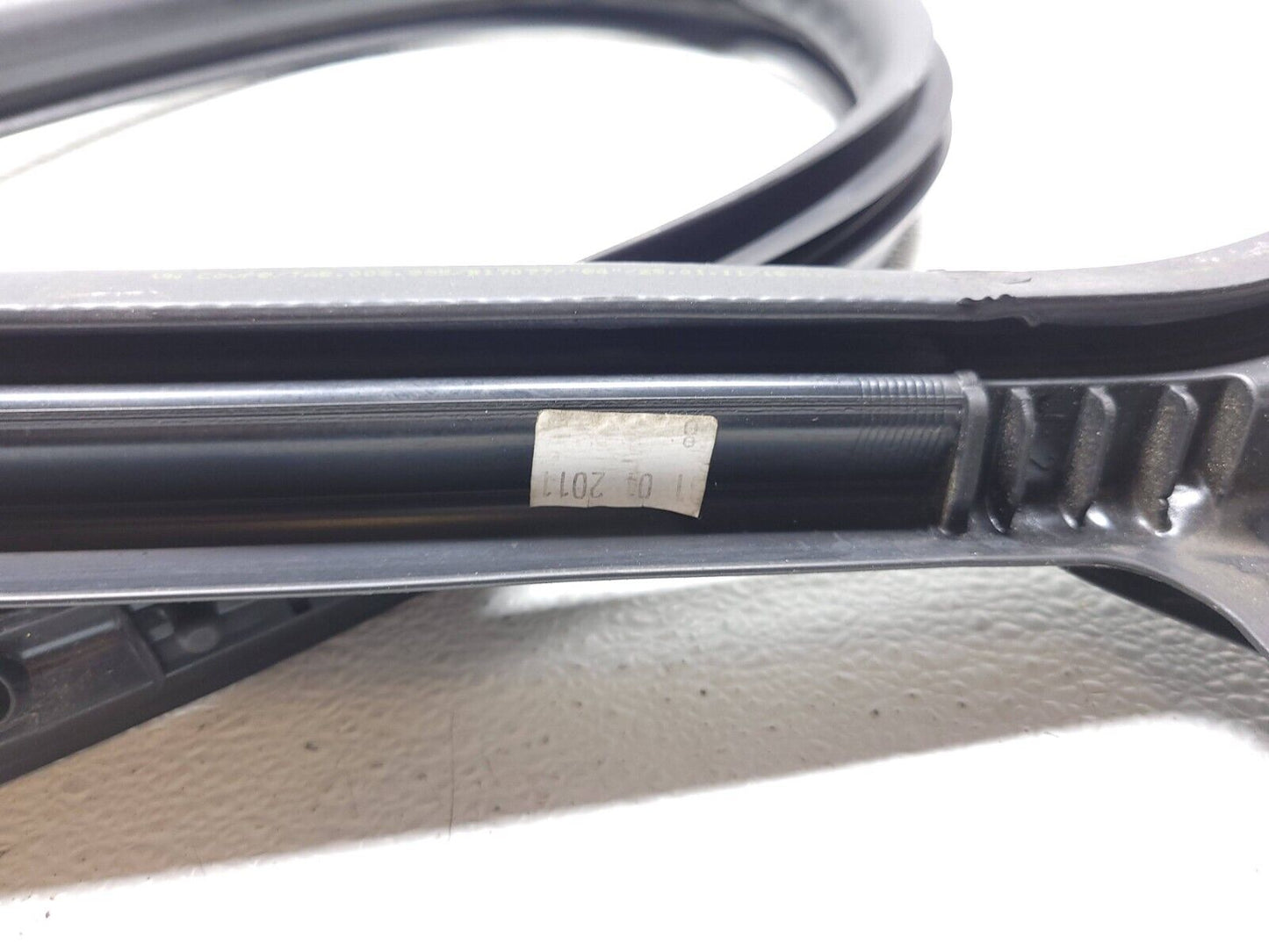 09 10 11 12 Volkswagen Cc Door Weatherstrip Seal Front Left Driver Side OEM