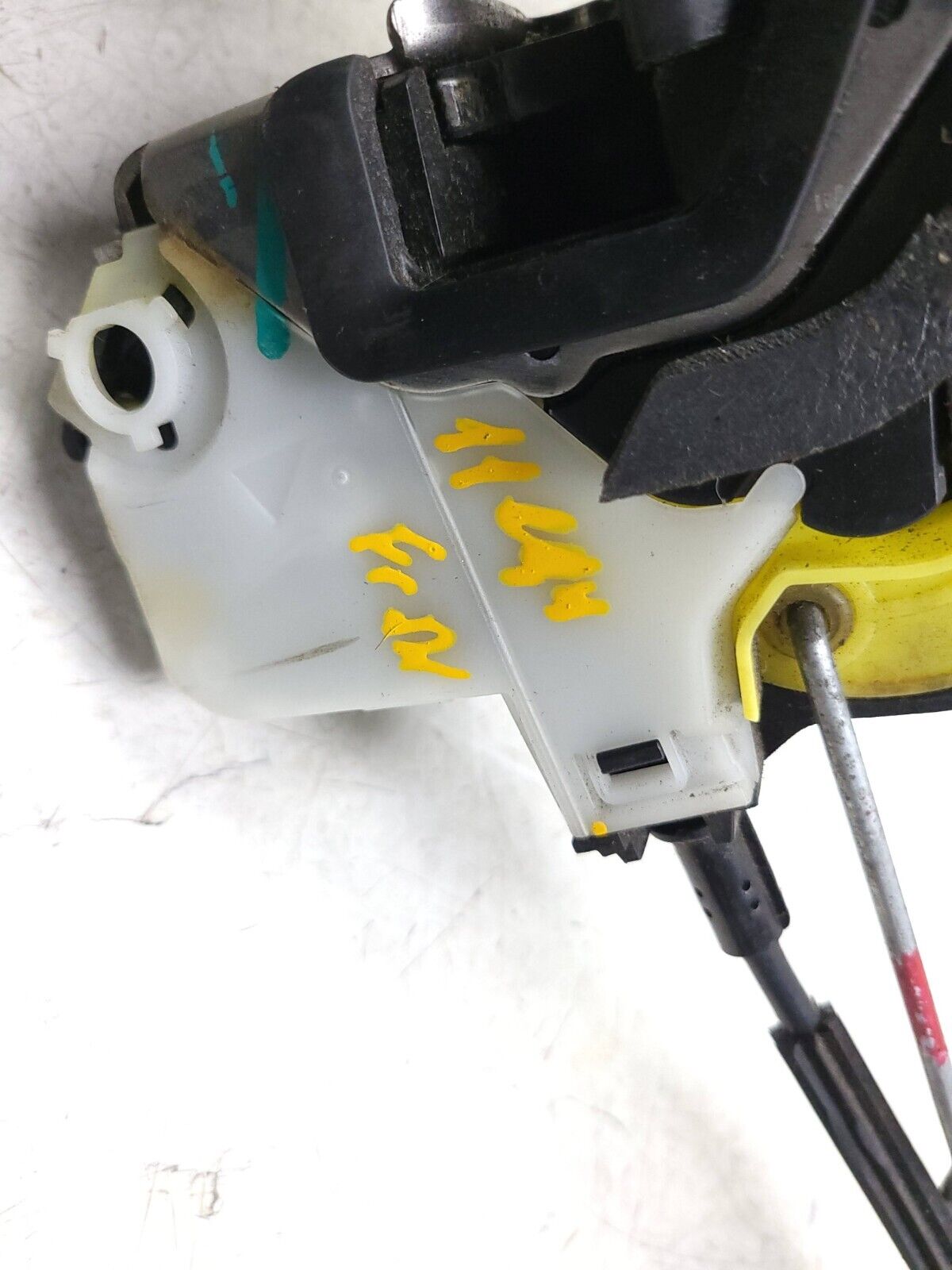 2010 - 2017 Chevrolet Equinox Door Lock Actuator Front Driver Side Left OEM