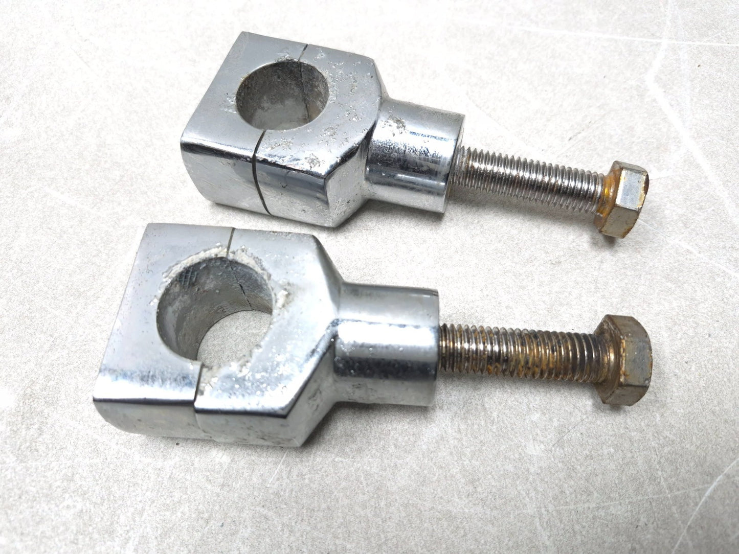1999 Yamaha V Star Xvs650 Handlebar Riser 2pcs OEM