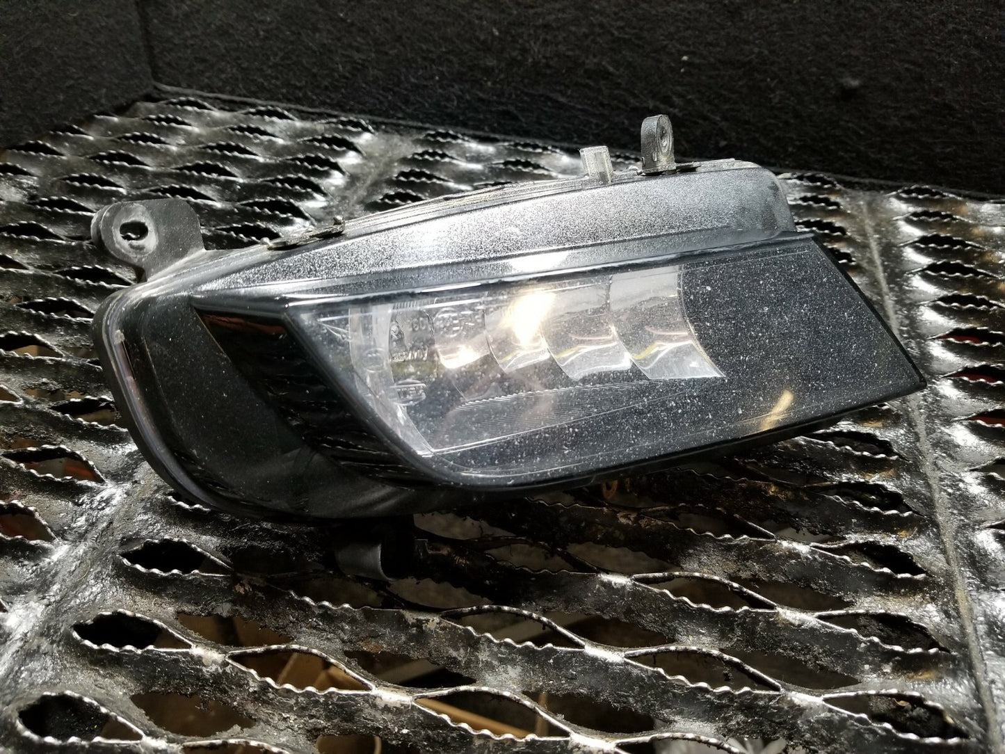 13 14 15 Audi A4 2.0l Driver Left Fog Light Lamp 8k0941699b OEM