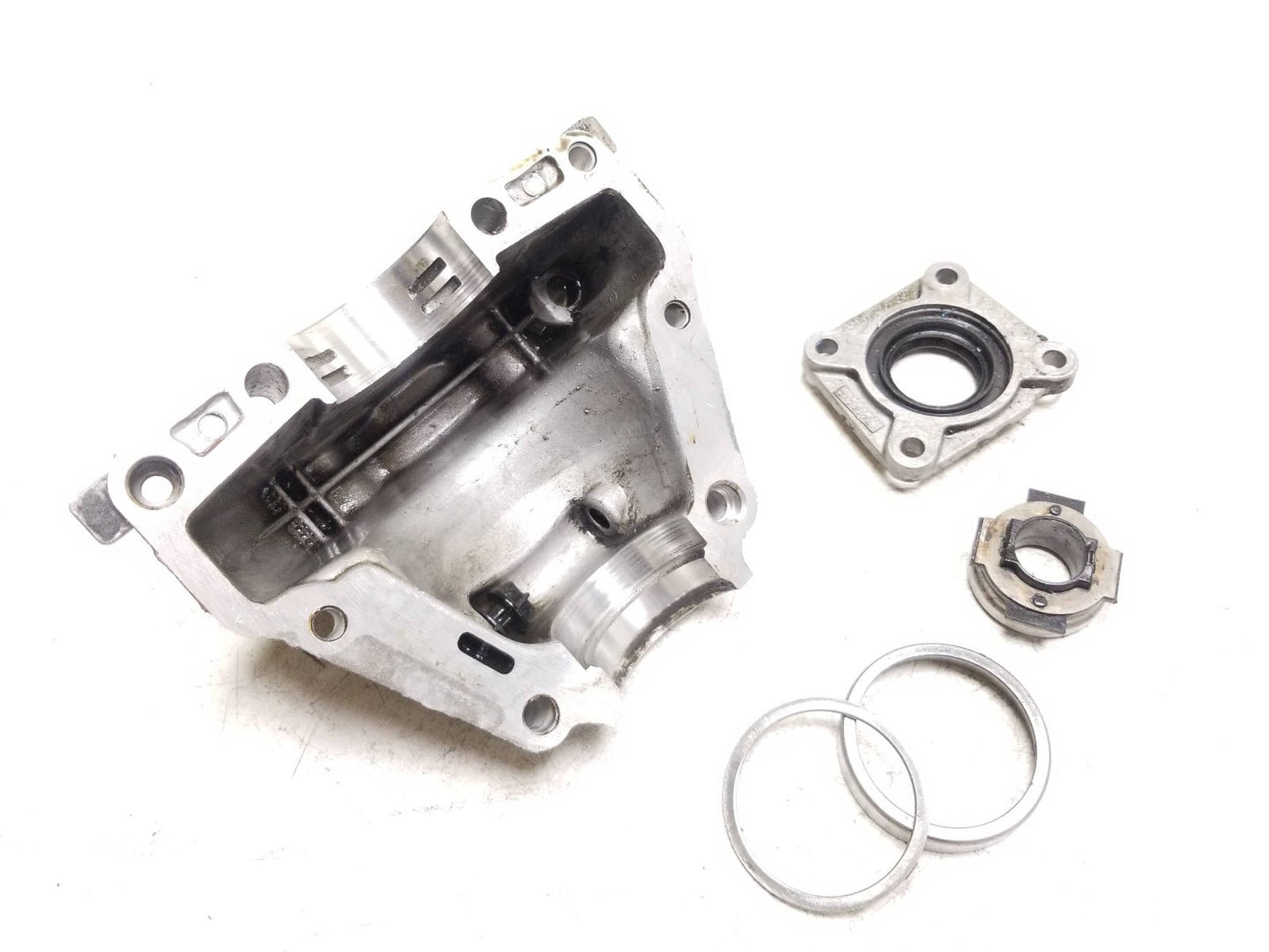 2013 Fiat 500 Differential Casing Cover With Output Flange OEM
